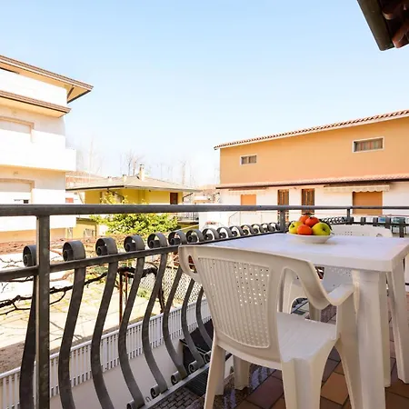 Quiet Flat Close To Town And Sea
